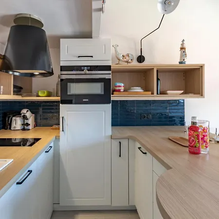 La Corniche By Interhome *