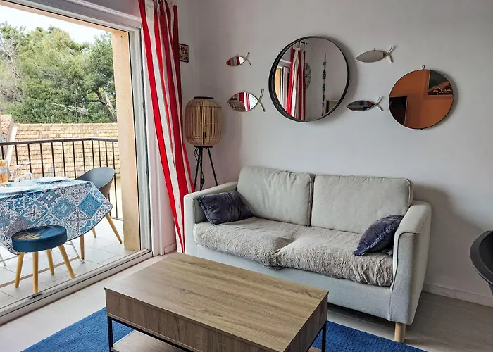 La Corniche By Interhome * Ла-Мадраг